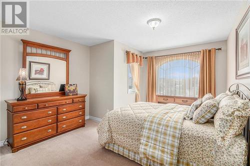 8 Du Boise Street, Embrun, ON - Indoor Photo Showing Bedroom