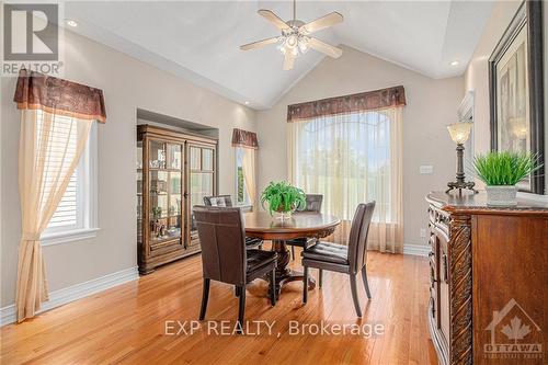 8 Du Boise Street, Russell, ON - Indoor Photo Showing Dining Room