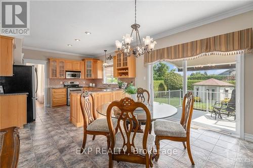 8 Du Boise Street, Russell, ON - Indoor Photo Showing Other Room