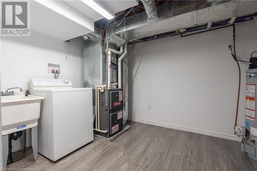 34 Sumach Street, Hamilton, ON - Indoor Photo Showing Laundry Room