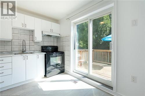 34 Sumach Street, Hamilton, ON - Indoor Photo Showing Kitchen