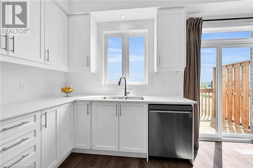 61 Soho Street Unit# 42, Stoney Creek, ON - Indoor Photo Showing Kitchen With Double Sink