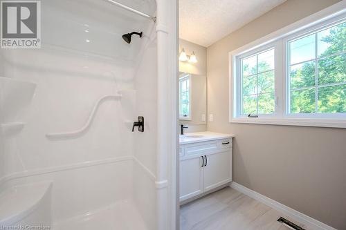 Master Bedroom Ensuite - 423 Woolwich Street, Waterloo, ON - Indoor Photo Showing Bathroom