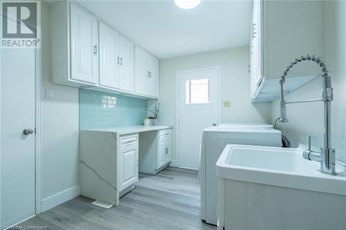 Laundry Room - 2059 Deer Run Avenue, Burlington, ON - Indoor Photo Showing Laundry Room