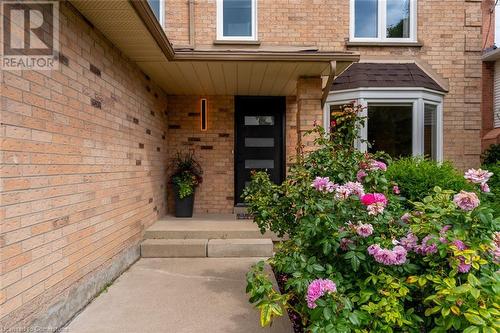 2059 Deer Run Avenue, Burlington, ON - Outdoor