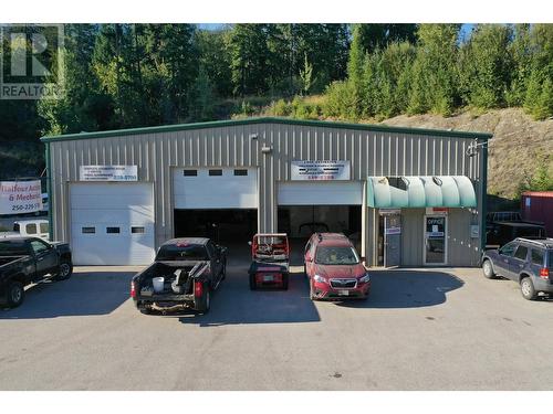 7699  3A Highway, Balfour, BC 