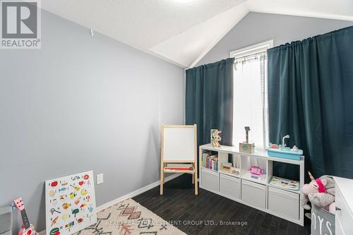 131 Bleasdale Avenue, Brampton (Northwest Brampton), ON - Indoor Photo Showing Bedroom