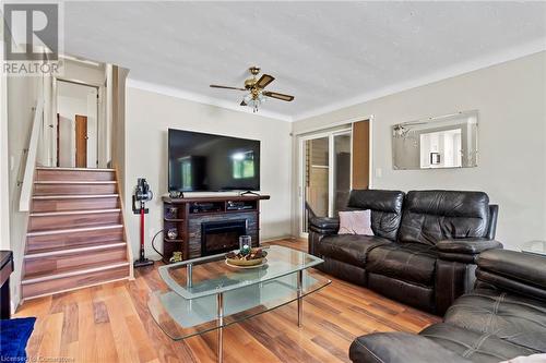 2859 Chippawa Road, Port Colborne, ON - Indoor Photo Showing Living Room