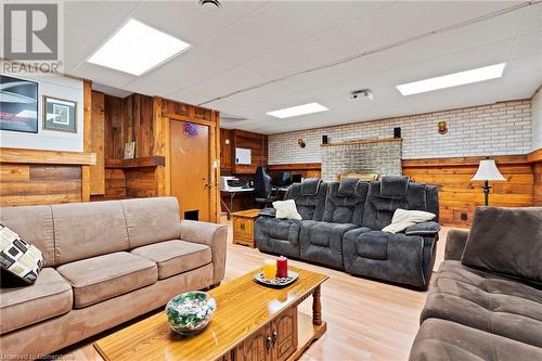 2859 Chippawa Road, Port Colborne, ON - Indoor