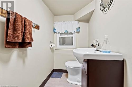 2859 Chippawa Road, Port Colborne, ON - Indoor Photo Showing Bathroom