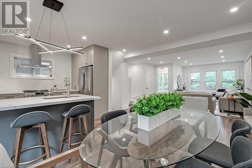 94 Dromore Crescent, Hamilton, ON - Indoor Photo Showing Dining Room