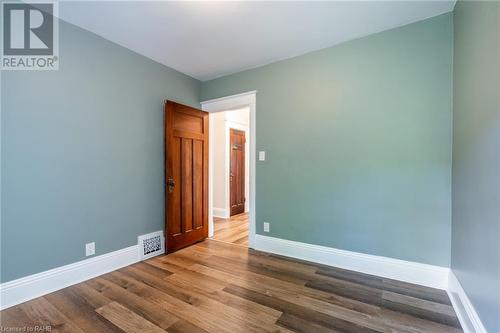 266 Stinson Crescent, Hamilton, ON - Indoor Photo Showing Other Room