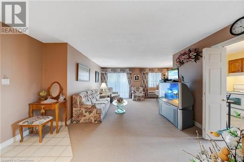 386 Highway #8 Unit# 301, Stoney Creek, ON - Indoor Photo Showing Kitchen