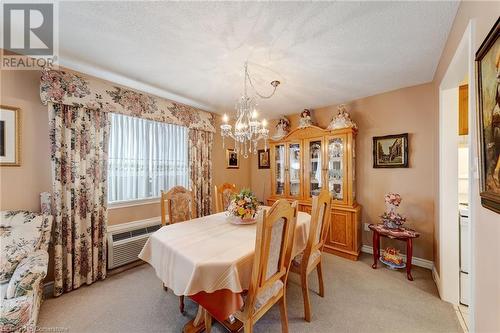 386 Highway #8 Unit# 301, Stoney Creek, ON - Indoor Photo Showing Dining Room