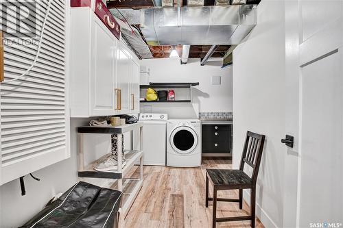 108 Saskatchewan Crescent W, Saskatoon, SK - Indoor Photo Showing Laundry Room