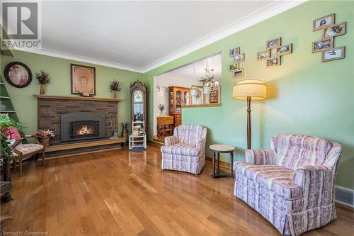 54 Valley Road, St. Catharines, ON - Indoor Photo Showing Living Room With Fireplace