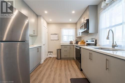 39 Dunsdon Street, Brantford, ON - Indoor Photo Showing Kitchen With Double Sink With Upgraded Kitchen