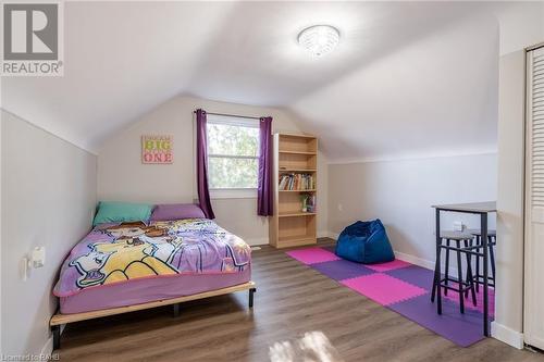 39 Dunsdon Street, Brantford, ON - Indoor Photo Showing Bedroom