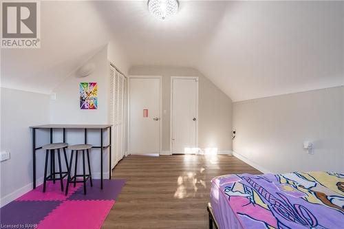 39 Dunsdon Street, Brantford, ON - Indoor Photo Showing Bedroom