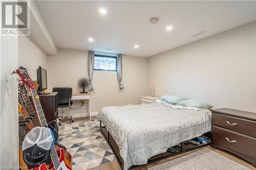 39 Dunsdon Street, Brantford, ON - Indoor Photo Showing Bedroom