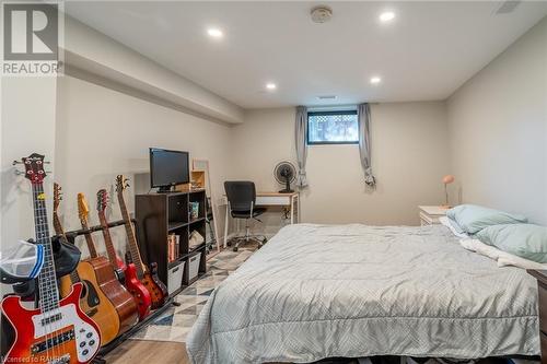 39 Dunsdon Street, Brantford, ON - Indoor Photo Showing Bedroom