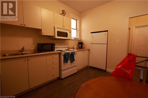 125 Sanford Avenue N, Hamilton, ON - Indoor Photo Showing Kitchen With Double Sink