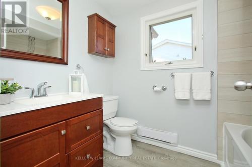 635 Dorchester Drive, Oshawa (Vanier), ON - Indoor Photo Showing Bathroom