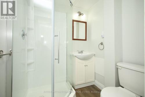 635 Dorchester Drive, Oshawa (Vanier), ON - Indoor Photo Showing Bathroom