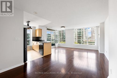 603 - 219 Fort York Boulevard, Toronto (Niagara), ON - Indoor Photo Showing Kitchen