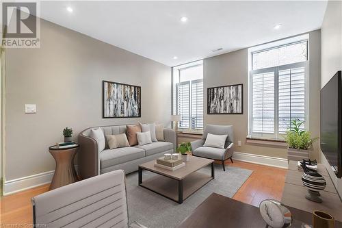 283 King Street E Unit# 206, Hamilton, ON - Indoor Photo Showing Living Room