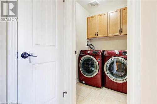 6411 Shapton Crescent, Niagara Falls, ON - Indoor Photo Showing Laundry Room