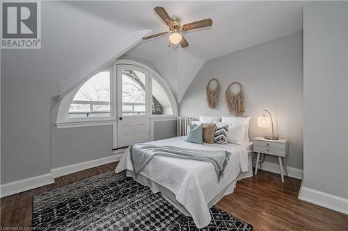 54 Bruce Street, Cambridge, ON - Indoor Photo Showing Bedroom