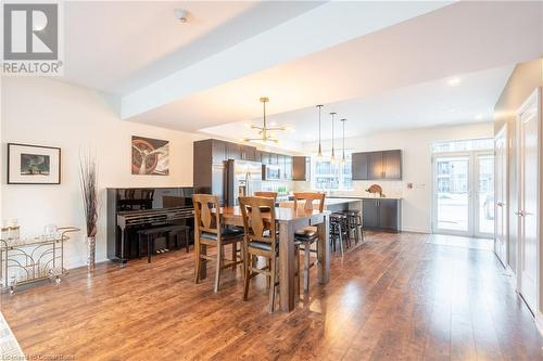 4 Concord Place, Grimsby, ON - Indoor Photo Showing Dining Room