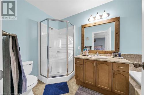 21 Blue Mountain Drive, Hannon, ON - Indoor Photo Showing Bathroom