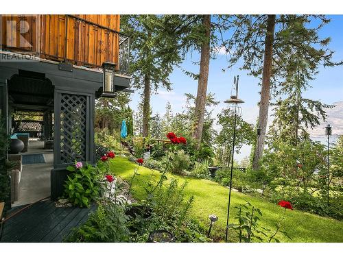 240 Clifton Road N, Kelowna, BC - Outdoor