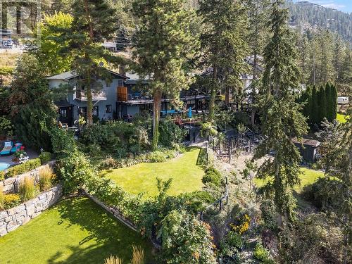 240 Clifton Road N, Kelowna, BC - Outdoor