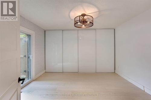 2041 Lilac Drive, Innisfil, ON - Indoor Photo Showing Other Room