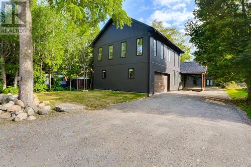 2041 Lilac Drive, Innisfil, ON - Outdoor