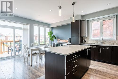 8445 Sweet Chestnut Drive, Niagara Falls, ON - Indoor Photo Showing Kitchen With Upgraded Kitchen