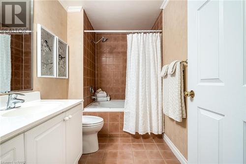 2085 Amherst Heights Drive Unit# 106, Burlington, ON - Indoor Photo Showing Bathroom