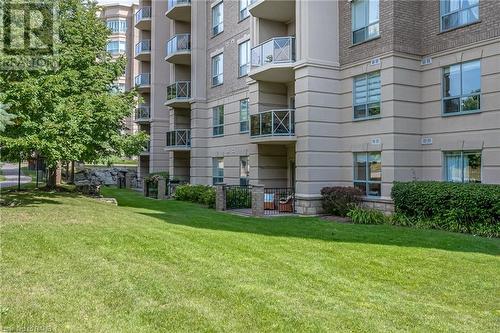 2085 Amherst Heights Drive Unit# 106, Burlington, ON - Outdoor