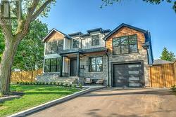 939 TEAL Drive  Burlington, ON L7T 2Y9