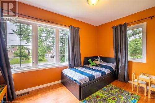 29 Quaker Road, Welland, ON - Indoor Photo Showing Bedroom