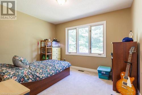 1 Kusins Court, Dundas, ON - Indoor Photo Showing Bedroom