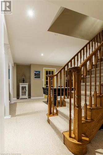 1 Kusins Court, Dundas, ON - Indoor