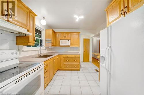 68 Rymal Road E, Hamilton, ON - Indoor Photo Showing Kitchen