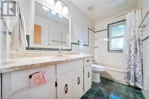 68 Rymal Road E, Hamilton, ON - Indoor Photo Showing Bathroom