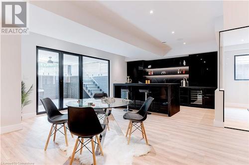 298 Strathcona Drive, Burlington, ON - Indoor Photo Showing Dining Room