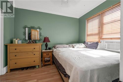 552 Quebec Street, Hamilton, ON - Indoor Photo Showing Bedroom