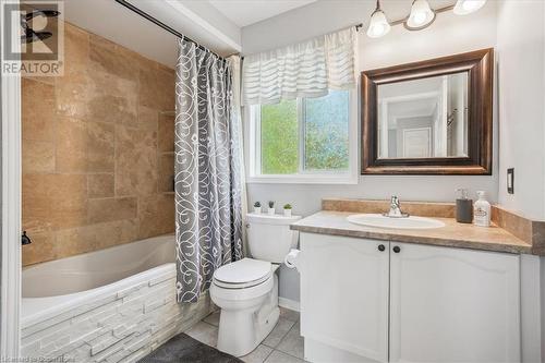 68 Hollybush Drive, Hamilton, ON - Indoor Photo Showing Bathroom